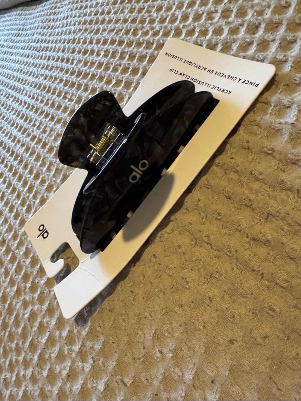 ALO Yoga Black Tortoiseshell Hair Claw Clip